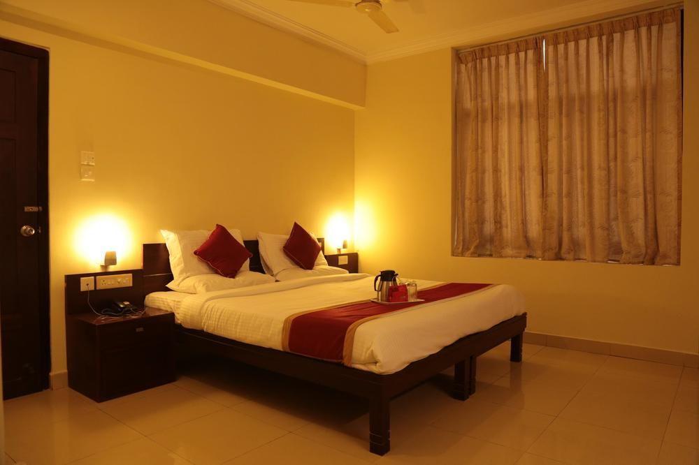 Oyo Rooms Father Mullers Road Mangalore Exterior photo